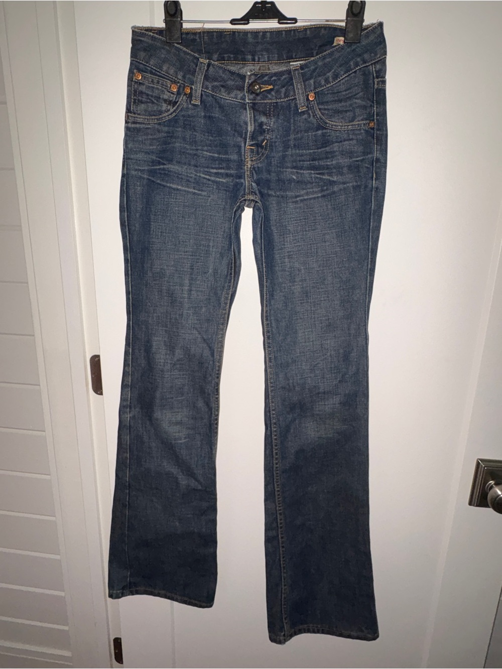 vintage Y2K women's Levi's low rise button fly bootcut jeans sz 4 6 EUC